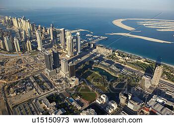 Stock Photo - dubai, aerial, 
airborne, sky, 
december, 2006. 
fotosearch - search 
stock photos, 
pictures, images, 
and photo clipart