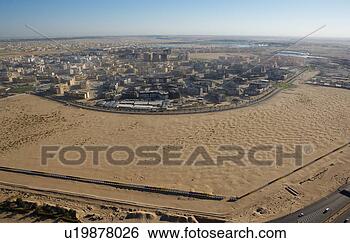Stock Photo - dubai, aerial, 
airborne, sky, 
december, 2006. 
fotosearch - search 
stock photos, 
pictures, images, 
and photo clipart