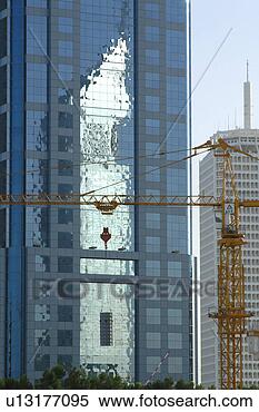 Stock Image - emirates, tower, 
shadow, reflection. 
fotosearch - search 
stock photos, 
pictures, images, 
and photo clipart
