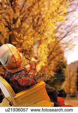 Stock Illustration - toy doll,  grandfather 
smoking,  side 
view,  vertical, 
 color image. 
fotosearch - search 
clipart, illustration, 
drawings and vector 
eps graphics images