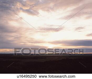Stock Photography - horizon, cloud, 
landscape, scenery, 
nature, scene, 
sky. fotosearch 
- search stock 
photos, pictures, 
images, and photo 
clipart