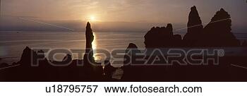 Picture - sea, panorama, 
scene, landscape, 
nature, rock, 
panoramic view. 
fotosearch - search 
stock photos, 
pictures, images, 
and photo clipart