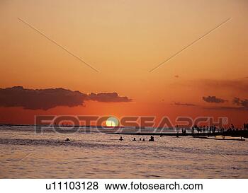 Stock Photo - sea, scenery, 
sun, sky, landscape, 
sunrise, nature. 
fotosearch - search 
stock photos, 
pictures, images, 
and photo clipart
