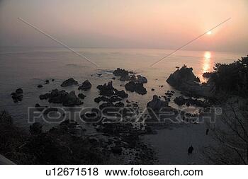 Stock Photo - sky, scenery, 
sunrise, island, 
sea, landscape, 
nature. fotosearch 
- search stock 
photos, pictures, 
images, and photo 
clipart