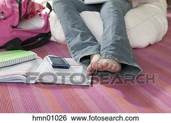 Stock Photo - teenage girl's 
bare feet. fotosearch 
- search stock 
photos, pictures, 
images, and photo 
clipart