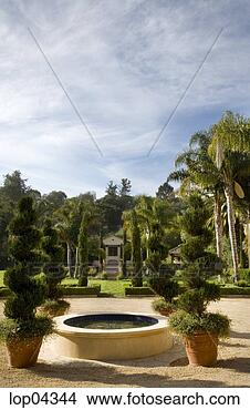 Stock Photo - front exterior 
of tuscan style 
estate. fotosearch 
- search stock 
photos, pictures, 
images, and photo 
clipart
