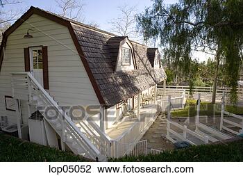 Stock Photo - large country 
style barn. fotosearch 
- search stock 
photos, pictures, 
images, and photo 
clipart