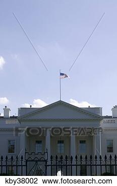 Stock Photo - white house with 
fence in front, 
washington, dc. 
fotosearch - search 
stock photos, 
pictures, images, 
and photo clipart