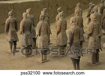 Stock Photography - rear view of terracotta 
soldiers in the 
mausoleum of emperor 
qin shi. fotosearch 
- search stock 
photos, pictures, 
images, and photo 
clipart
