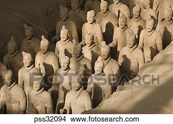 Stock Photo - terracotta soldiers 
in the mausoleum 
of emperor qin 
shi huang. fotosearch 
- search stock 
photos, pictures, 
images, and photo 
clipart