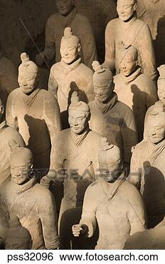Stock Photo - terracotta soldiers 
in the mausoleum 
of emperor qin 
shi huang. fotosearch 
- search stock 
photos, pictures, 
images, and photo 
clipart