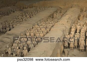 Stock Photo - terracotta soldiers 
in the mausoleum 
of emperor qin 
shi huang. fotosearch 
- search stock 
photos, pictures, 
images, and photo 
clipart
