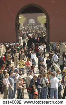 Stock Photo - tourists near 
gate of heavenly 
peace, tiananmen 
square, beijing, 
china. fotosearch 
- search stock 
photos, pictures, 
images, and photo 
clipart