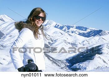 ski coat figure