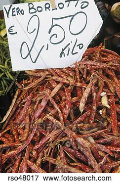 Picture - chili peppers 
for sale in market, 
25 €. fotosearch 
- search stock 
photos, pictures, 
images, and photo 
clipart