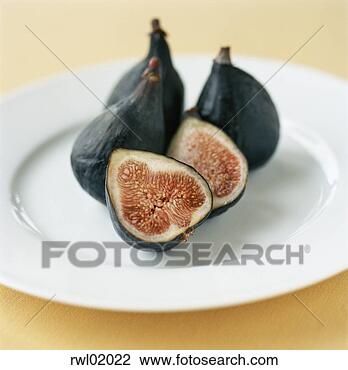 Stock Photo - figs on plate 
cut in half. fotosearch 
- search stock 
photos, pictures, 
images, and photo 
clipart