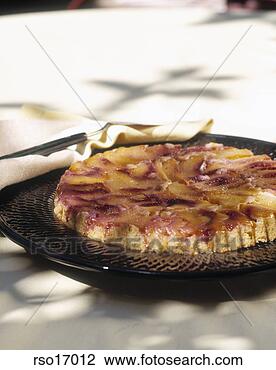 Stock Photo - fruit tart on 
serving tray. 
fotosearch - search 
stock photos, 
pictures, images, 
and photo clipart