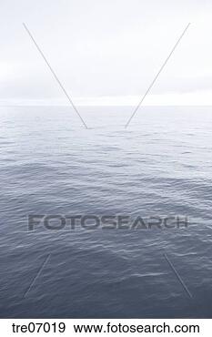 Stock Photograph - horizon over ocean. 
fotosearch - search 
stock photos, 
pictures, images, 
and photo clipart