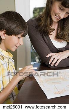 Arquivo de Fotografia - mãe,  desenho, 
 junto. fotosearch 
- busca de fotos, 
imagens e clipart