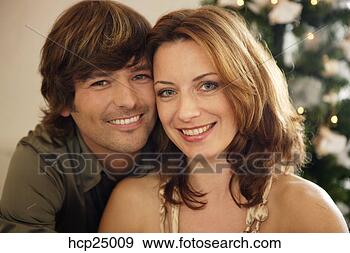 Arquivo Fotográficos - par,  sorrindo. 
fotosearch - busca 
de fotos, imagens 
e clipart