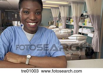 Banco de Imagem - africano,  femininas, 
 enfermeira,  
hospitalar,  divisão. 
fotosearch - busca 
de fotos, imagens 
e clipart