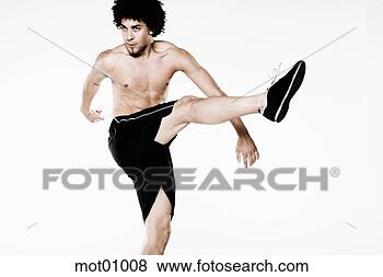 Banco de Imagem - chutando,  ar. 
fotosearch - busca 
de fotos, imagens 
e clipart