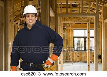 Banco de Imagem - macho,  construção, 
 trabalhador, 
 frente,  pesado, 
 maquinaria. fotosearch 
- busca de fotos, 
imagens e clipart