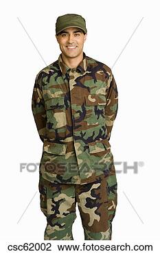 Banco de Imagem - macho,  soldado, 
 desgastar,  camuflagem. 
fotosearch - busca 
de fotos, imagens 
e clipart