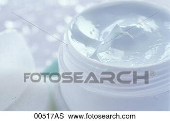 Stock Photo - aloe vera, skin 
cream, close-up. 
fotosearch - search 
stock photos, 
pictures, images, 
and photo clipart