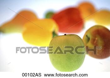 Banco de Imagem - maçãs,  closeup, 
 sino,  pimentas, 
 sino,  pimenta, 
 maçã. fotosearch 
- busca de fotos, 
imagens e clipart
