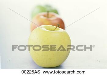 Banco de Imagem - maçãs,  linha, 
 fim,  cima. fotosearch 
- busca de fotos, 
imagens e clipart