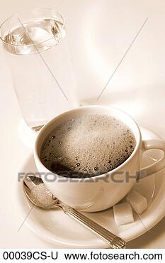 Banco de Imagem - café,  glas,  
água. fotosearch 
- busca de fotos, 
imagens e clipart