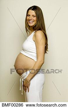 Banco de Imagem - mulher,  sorrindo, 
 retrato,  lado, 
 vista. fotosearch 
- busca de fotos, 
imagens e clipart