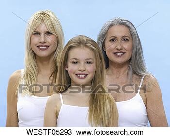 Banco de Imagem - vó,  filha,  neta, 
 retrato. fotosearch 
- busca de fotos, 
imagens e clipart