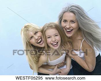 Banco de Imagem - vó,  filha,  neta, 
 retrato. fotosearch 
- busca de fotos, 
imagens e clipart