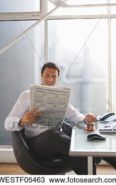 Banco de Imagem - negócio,  leitura, 
 jornal. fotosearch 
- busca de fotos, 
imagens e clipart