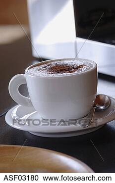 Arquivo de Fotografias - copo,  cappuccino, 
 close-up. fotosearch 
- busca de fotos, 
imagens e clipart