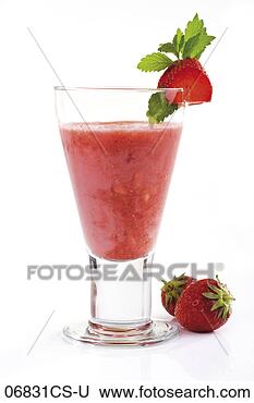strawberry juice Strawberry-juice-glass_~06831CS-U