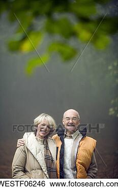 Banco de Imagem - alemanha,   baden-württemberg, 
  swabian,   montanhas, 
  retrato. fotosearch 
- busca de fotos, 
imagens e clipart