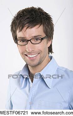 Arquivo de Fotografia - jovem,  retrato. 
fotosearch - busca 
de fotos, imagens 
e clipart