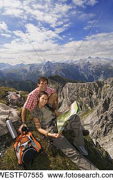 Banco de Imagem - áustria,  salzburger, 
 terra,  par, 
 montanha,  topo, 
 retrato. fotosearch 
- busca de fotos, 
imagens e clipart