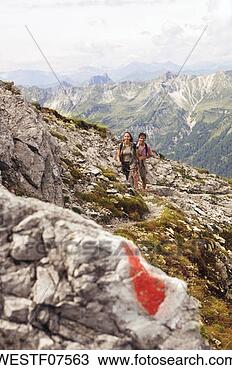 Banco de Imagem - áustria,  salzburger, 
 terra,  par, 
 hiking. fotosearch 
- busca de fotos, 
imagens e clipart