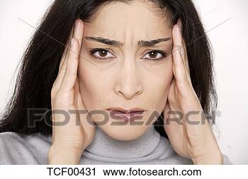 Arquivo de Fotografia - jovem,  mulher, 
 cabeça,  cabeça, 
 retrato. fotosearch 
- busca de fotos, 
imagens e clipart