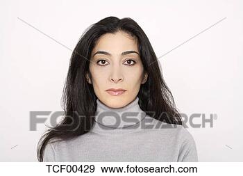 Arquivo Fotográficos - jovem,  mulher, 
 retrato. fotosearch 
- busca de fotos, 
imagens e clipart