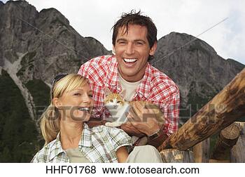 Banco de Imagem - áustria,  salzburger, 
 terra,  par, 
 gato. fotosearch 
- busca de fotos, 
imagens e clipart