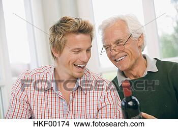 Banco de Imagem - dois,  men,  sorrindo, 
 retrato. fotosearch 
- busca de fotos, 
imagens e clipart