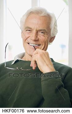 Banco de Imagem - sênior,  sorrindo, 
 retrato. fotosearch 
- busca de fotos, 
imagens e clipart