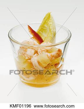 Banco de Imagem - camarões,  salada, 
 abacaxi,  fatia, 
 vidro. fotosearch 
- busca de fotos, 
imagens e clipart