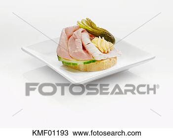 Banco de Imagem - sanduíche,  presunto, 
 gherkin,  fatias. 
fotosearch - busca 
de fotos, imagens 
e clipart