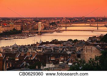 Stock Photography - erzsebet hid and 
danube. fotosearch 
- search stock 
photos, pictures, 
images, and photo 
clipart